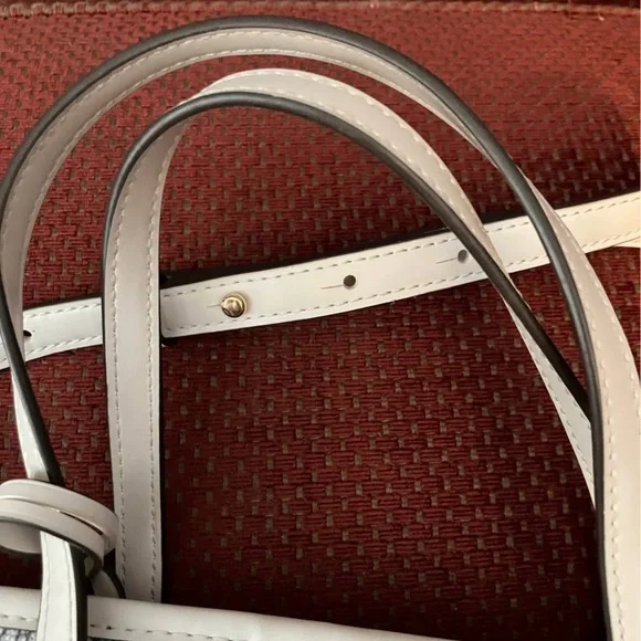 Tory Burch Tote - Picture 3 of 5